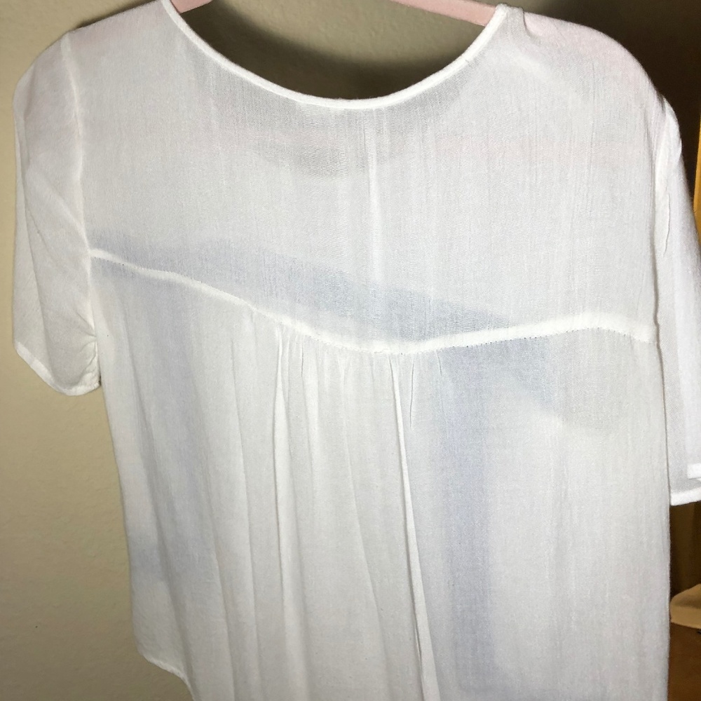 Blouse - Picture 2 of 3